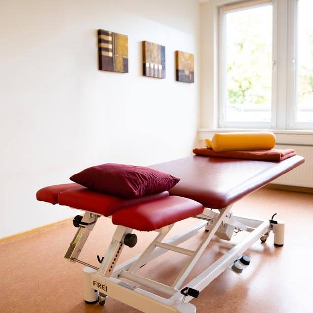 active physio: moderner Behandlungsraum